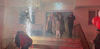 Erzincan'da gönüllü gençler kanser tedavisi gören çocuğa sürpriz etkinlikle moral verdi