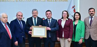 Eskişehir Valisi Yılmaz'a Sivrihisar'da fahri hemşehrilik beratı verildi