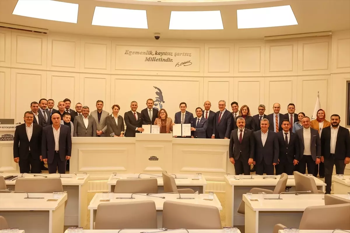 Gaziantep Büyükşehir Belediyesinde toplu iş sözleşmesi imzalandı