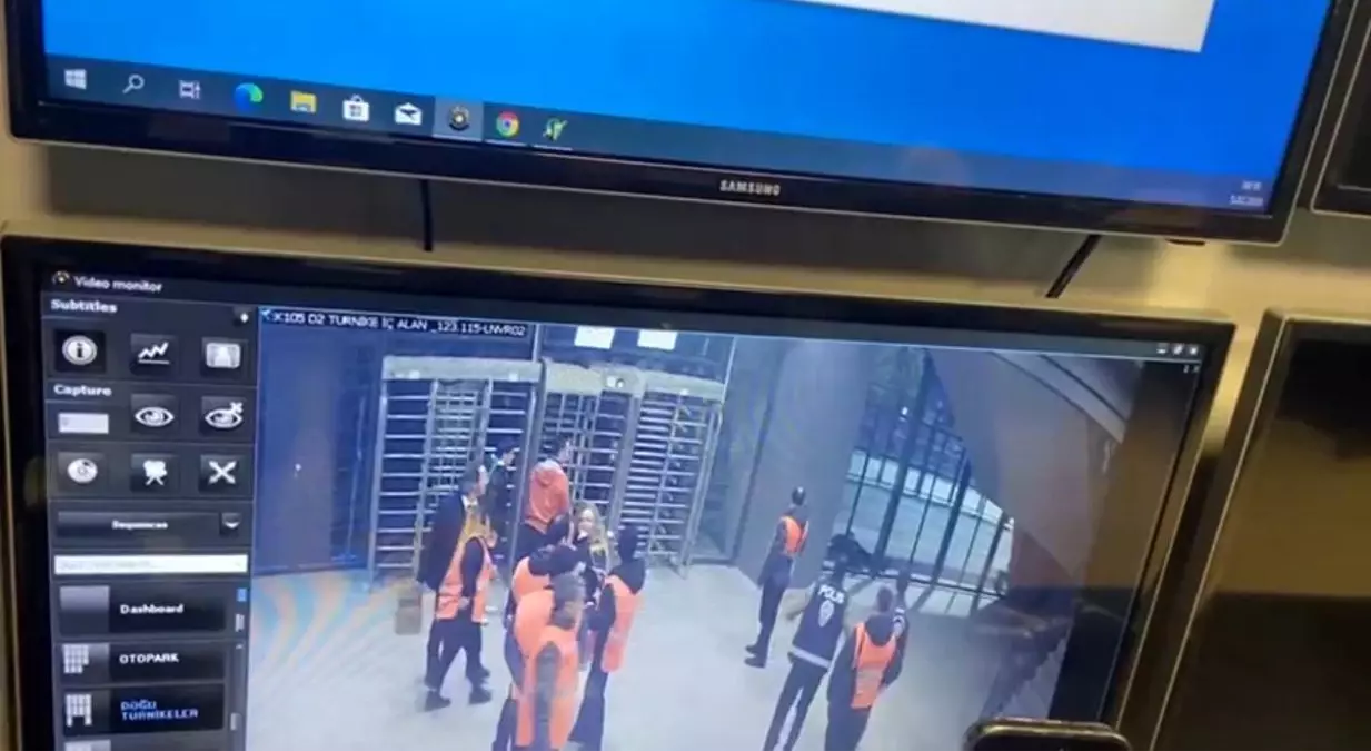 Genç taraftarın tribünden düştüğü anlar kamerada