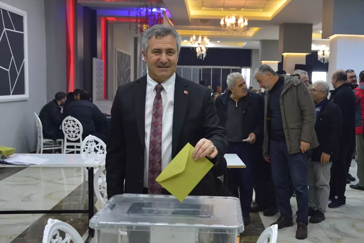 Havza Madeni İşler Esnaf Odası Başkanlığına yeniden Şahin seçildi