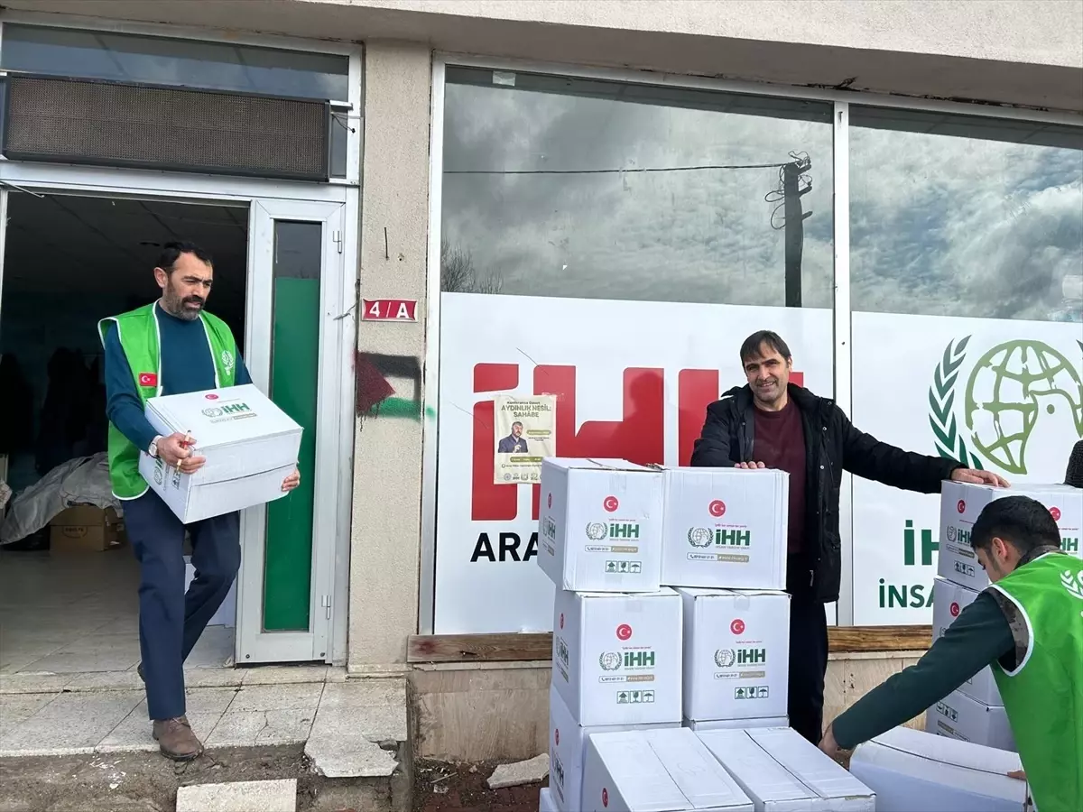 İHH Sivas Şubesi yetim ve ihtiyaç sahibi ailelere yardımda bulundu