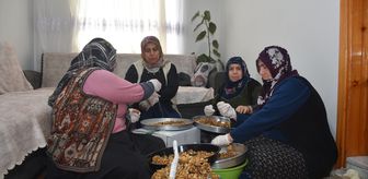 Kadınlar ipe ceviz dizerek hem ev ekonomisine katkı sağlıyor hem de zamanlarını değerlendiriyor