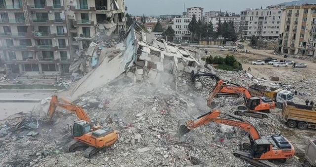 Kahramanmaraş depreminde kaybolan çocuklar kaçırıldı mı? Kahramanmaraş depreminde kaybolan çocuklar Epstein adasına mı götürüldü?