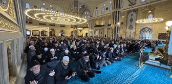Kahramanmaraş'ta 6 Şubat depremlerinde hayatını kaybedenler için camilerde dua edildi