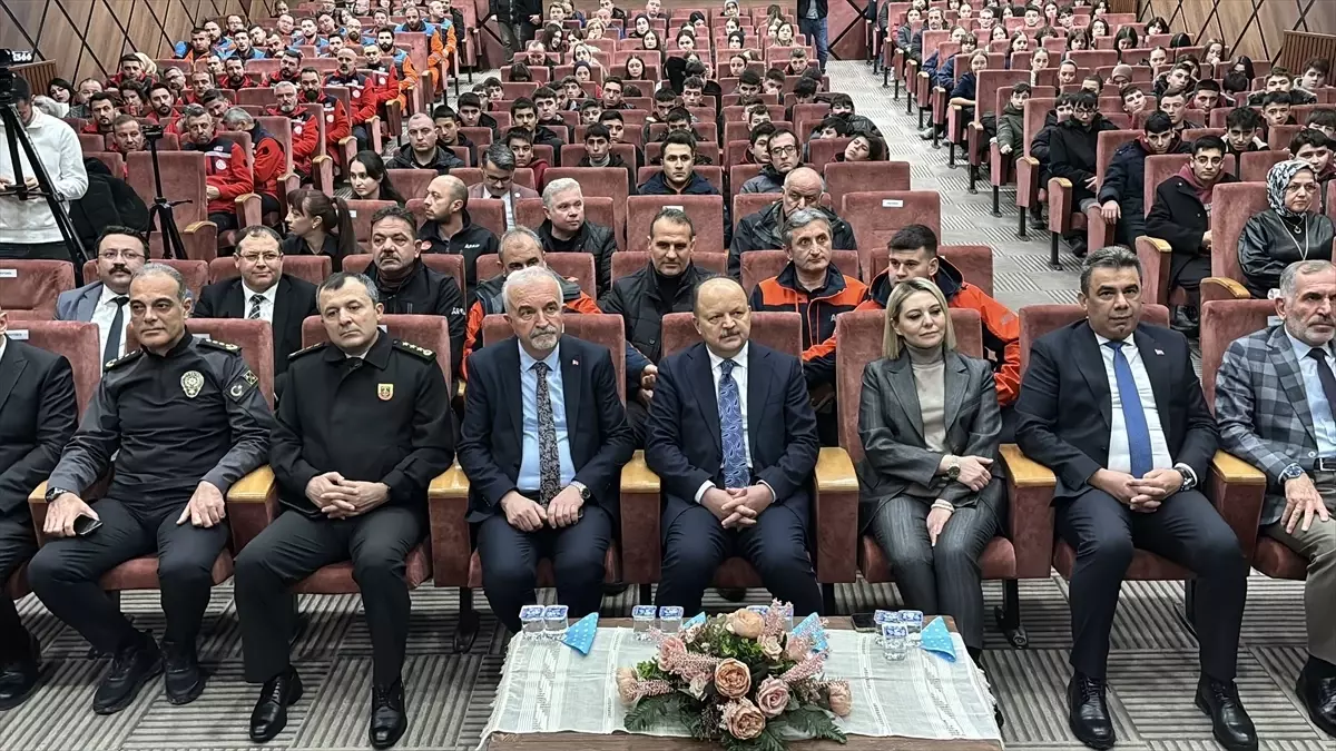 Kastamonu'da 6 Şubat depremlerinde hayatını kaybedenler anıldı