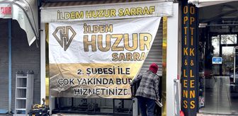 Kayseri'de forkliftle kepenk ve camları kırılan kuyumcudan hırsızlık yapıldı