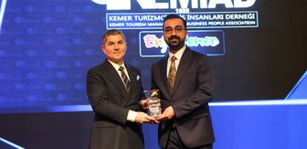 Kemer Devlet Hastanesi Başhekimi Dağlı'ya ödül verildi