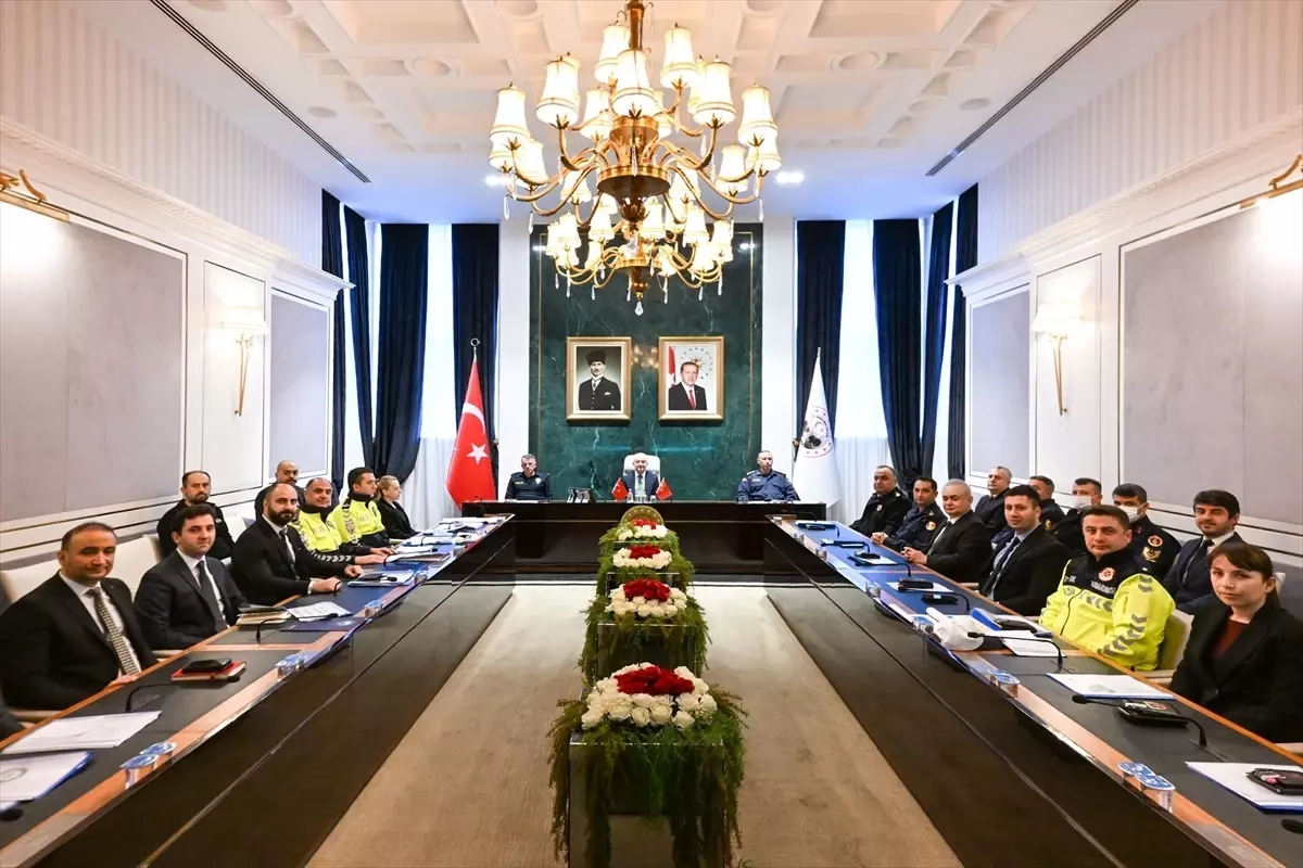 Kırklareli'nde İl Güvenlik ve Asayiş Koordinasyon Toplantısı yapıldı