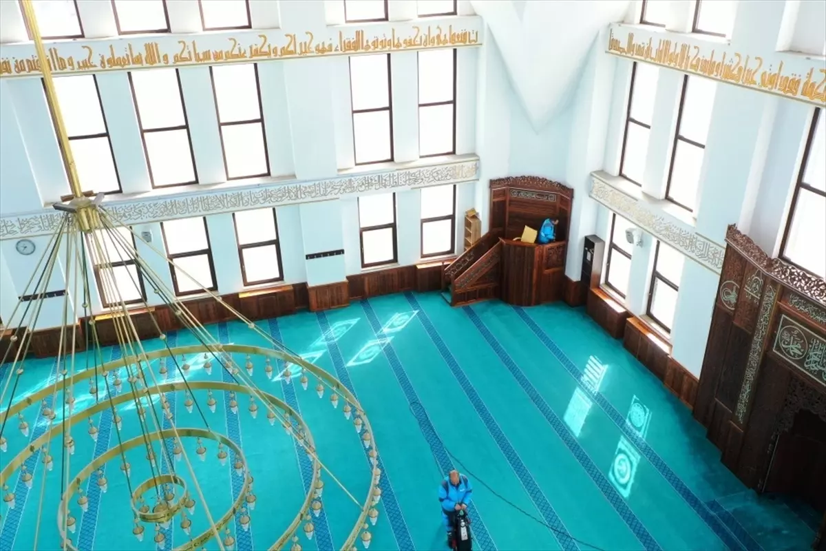 Kocasinan'da camiler ramazanda gül kokacak