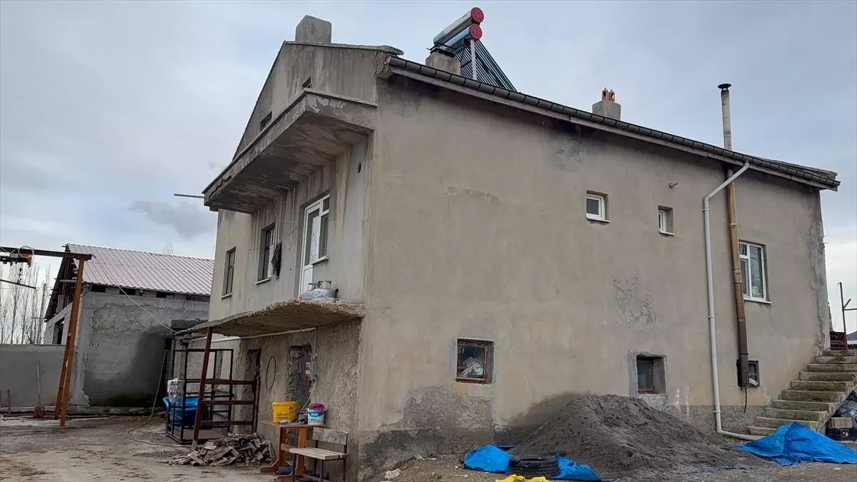 Konya'da evin ikinci kattaki balkonundan düşen kişi hayatını kaybetti