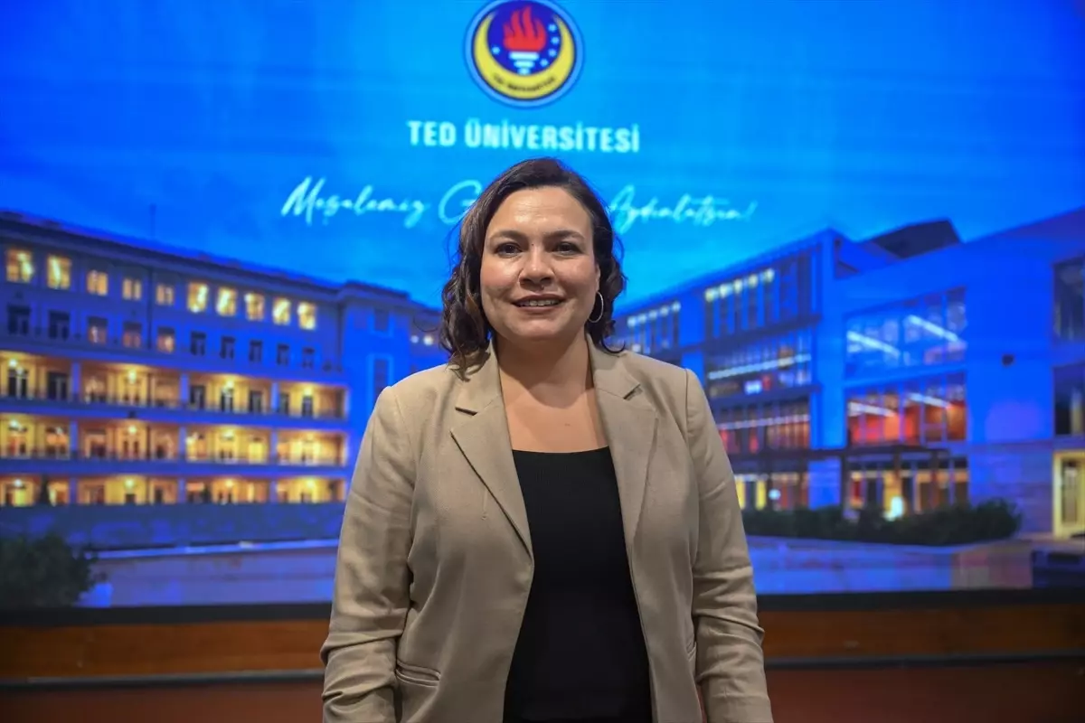 KÜÇÜK YAŞ, BÜYÜK SUÇ - Çocuklarda siber zorbalığın önlenmesi için ailelere "denetim" uyarısı