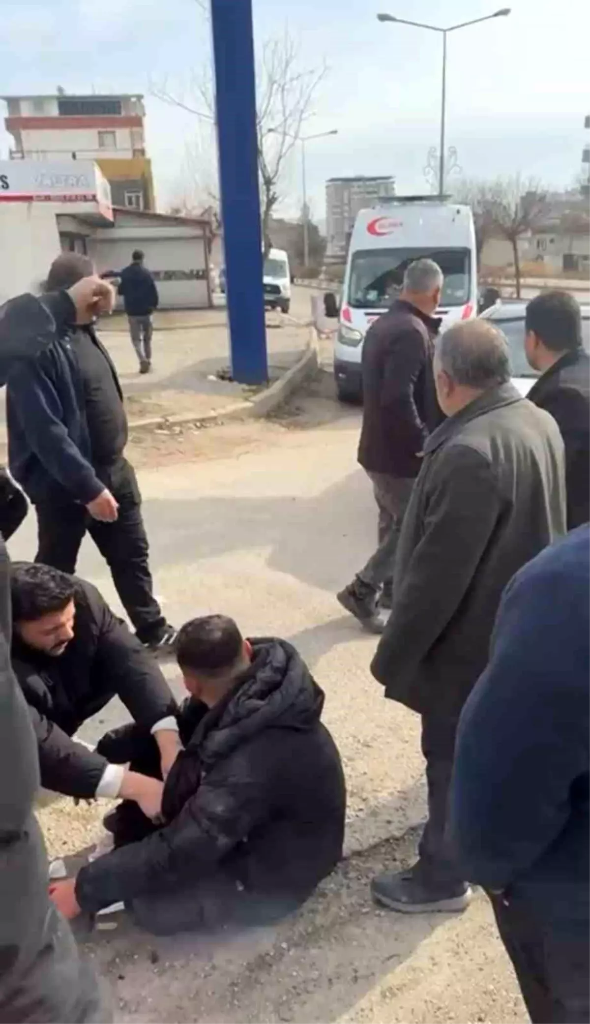 Kurtalan'da otomobil ile motosiklet çarpıştı: 1 yaralı