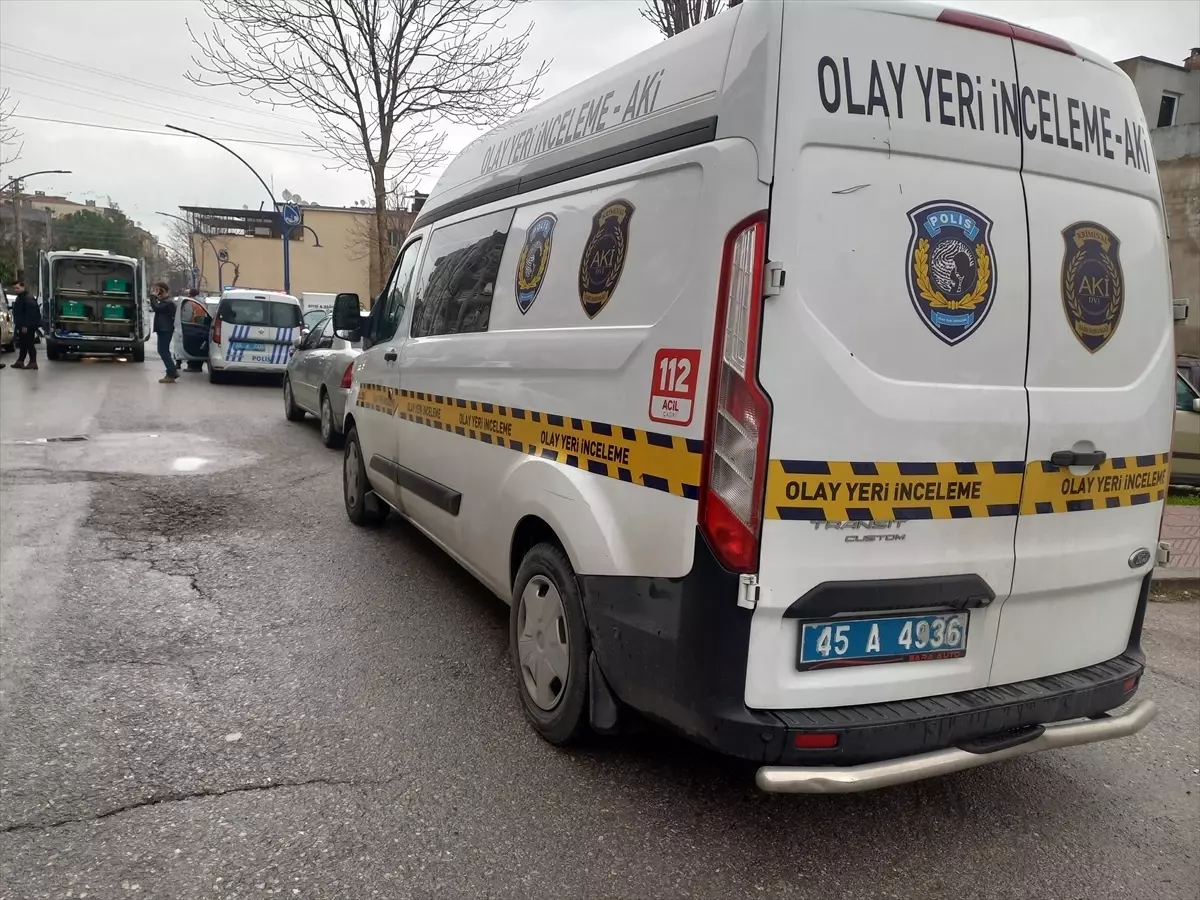 Manisa'da kendisinden haber alınamayan kişi evinde ölü bulundu