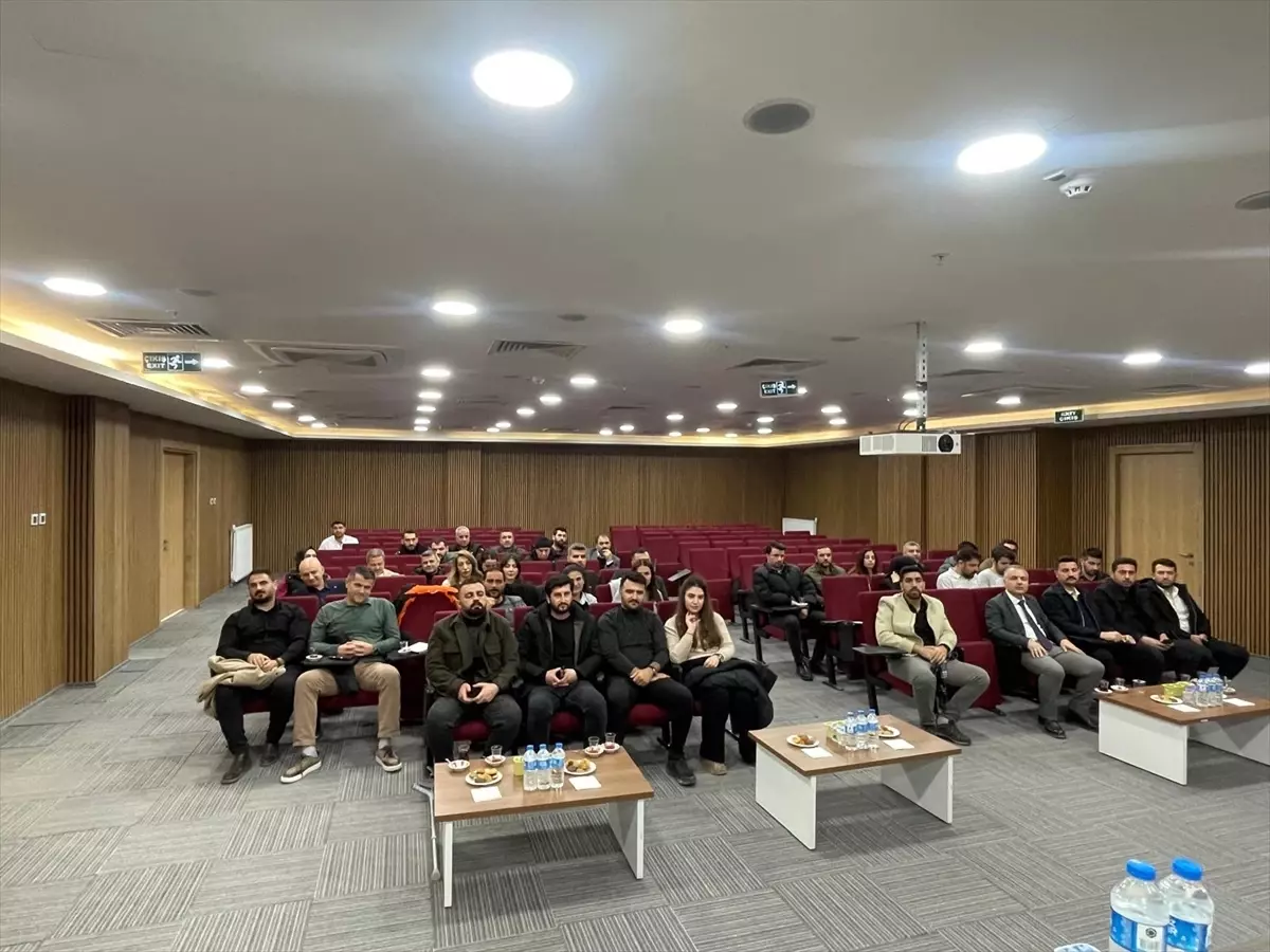 Mardin'de çevre ve şehircilik alanında mevzuat toplantısı yapıldı