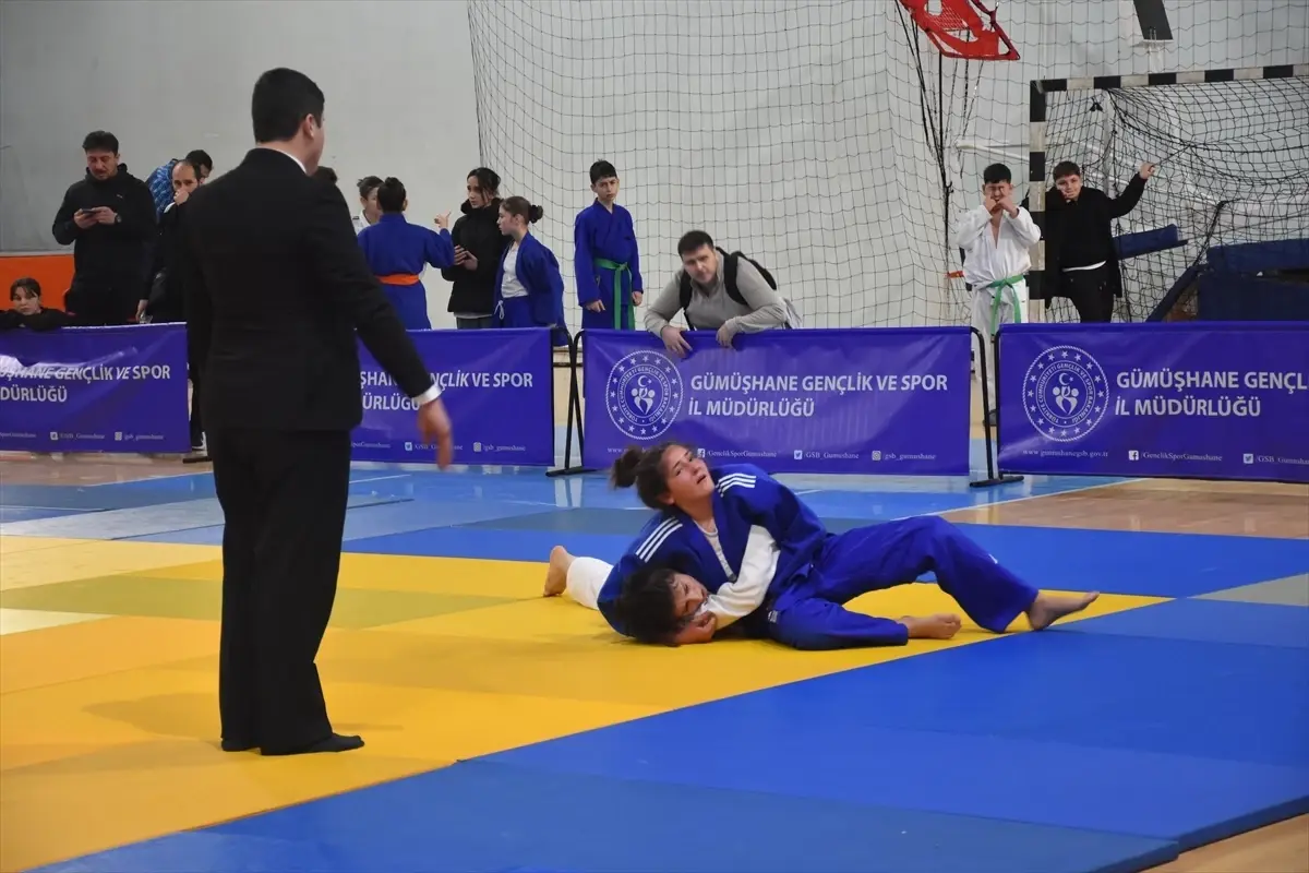 Okul Sporları Judo Yıldızlar Grup müsabakaları Gümüşhane'de başladı
