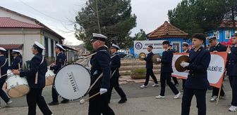 Ordu'da lisede 'Bayrak Sevgisi' etkinliği düzenledi