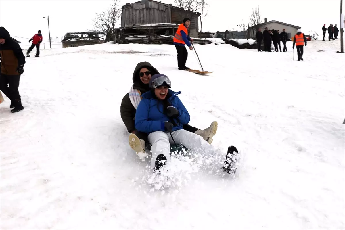 Rize'de "17. Petranboard Kayak Şenliği" yapıldı