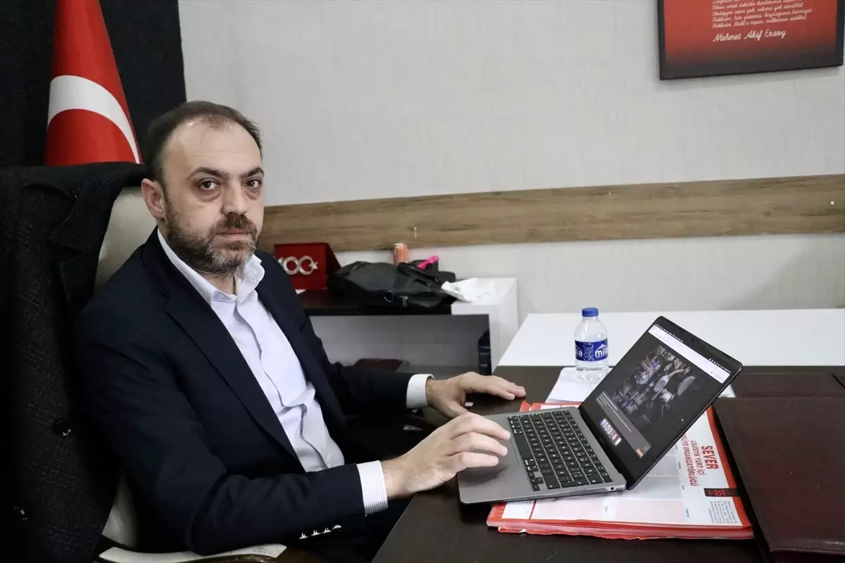 Sakaryaspor Kulüp Başkanı Zengin, AA'nın "Yılın Kareleri" oylamasına katıldı