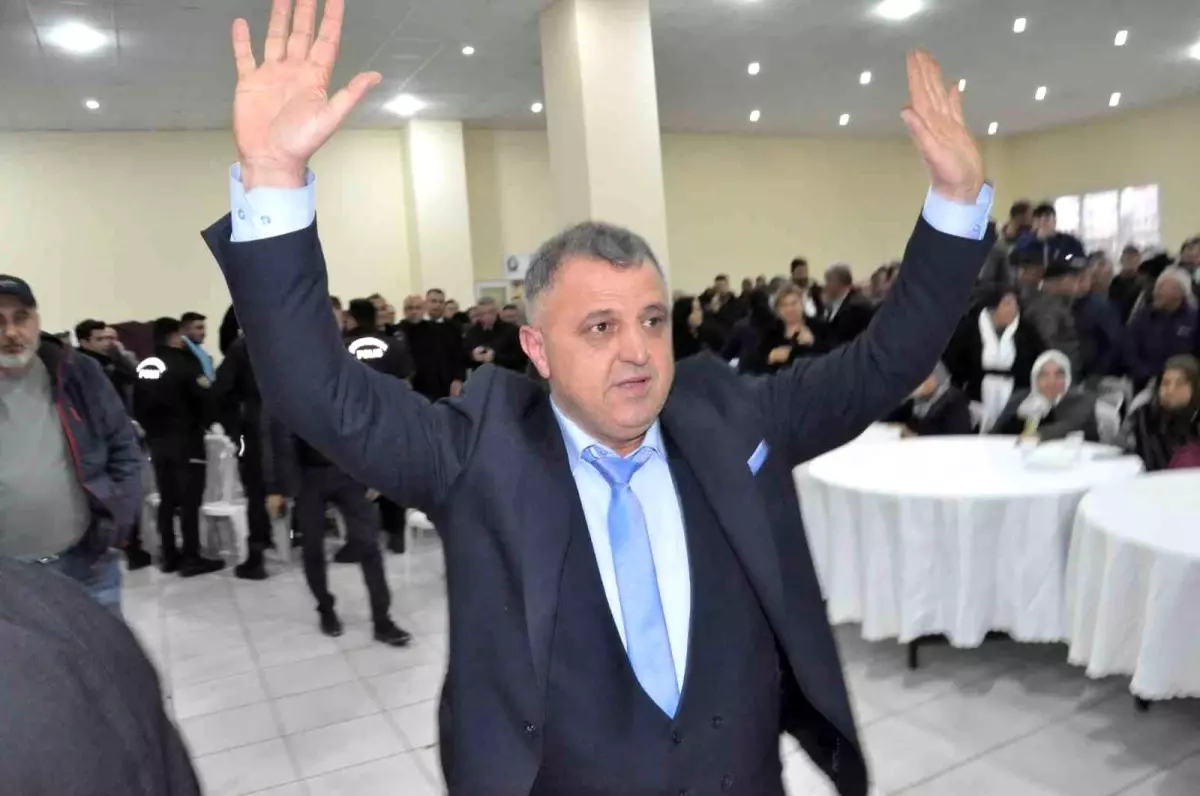 Salihlili manavlar Osman Göl'e emanet