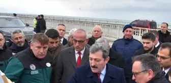 Samsun Valisi Tavlı, Yakakent OSB'de Güzelceçay Çayı ıslah çalışmalarını inceledi