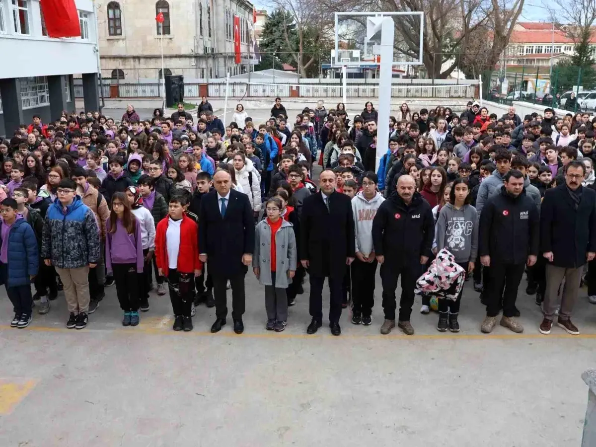 Sinop'ta 6 şubat depremlerinde hayatını kaybedenler anıldı