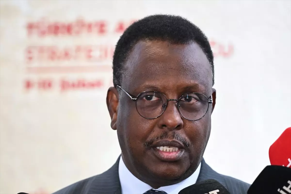 Somali Adalet ve Anayasal İşler Bakanı Sheikhali: "İsrail'in (Somaliland'i) tanıması ihlaldir"