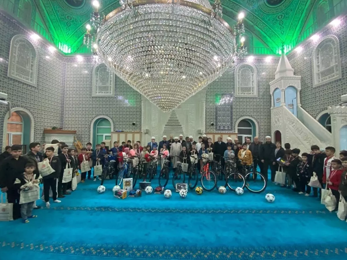 Trabzon'da "Namazını Kıl, Etkinliklere Katıl, Puanları Topla, Hediyeleri Kazan" projesi sona erdi