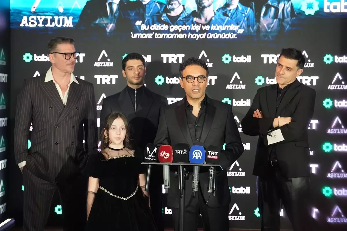 TRT Tabii'nin 'Asylum' Dizisi Galasında Duygusal Anlar