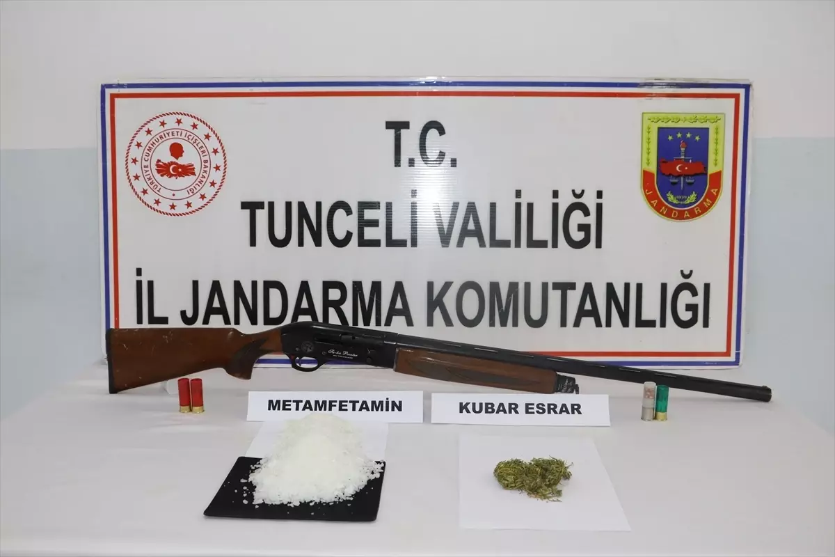 Tunceli'de uyuşturucu operasyonunda yakalanan 15 şüpheliden 4'ü tutuklandı