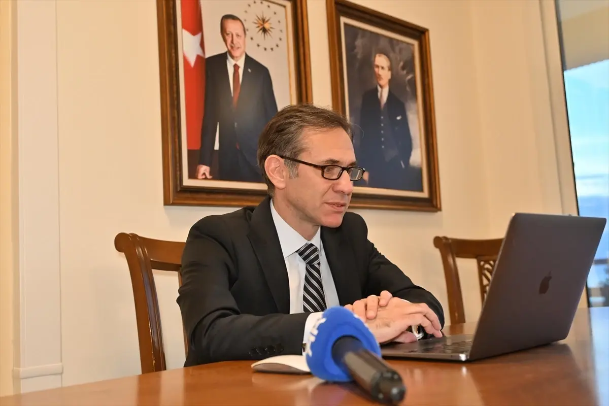 Türkiye'nin Beyrut Büyükelçisi Lütem, AA'nın 'Yılın Kareleri' oylamasına katıldı