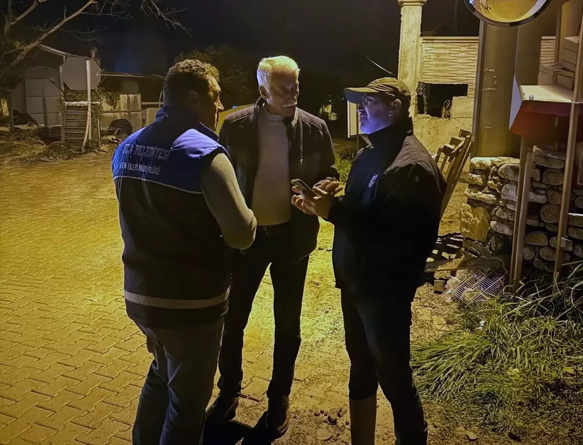 Ula Belediye Başkanı Caner, sağanaktan etkilenen noktaları inceledi