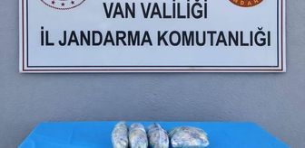 Van'da 1 kilo 978 gram esrar ele geçirildi