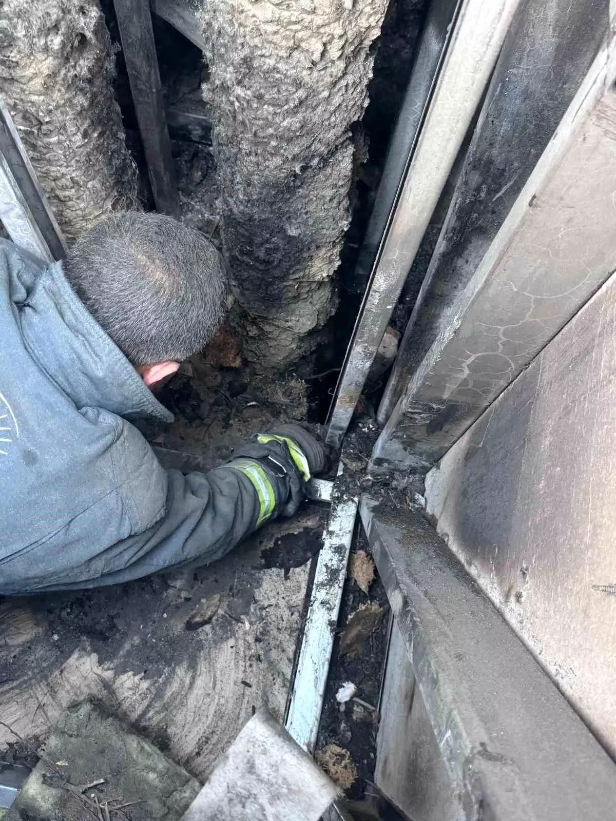 Van'da çatı yangını