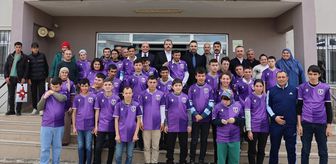 Vezirköprü'de özel gereksinimli öğrencilere Samsunspor forması hediye edildi