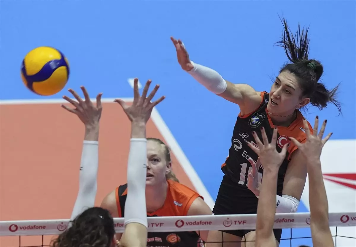 Voleybol: Sultanlar Ligi