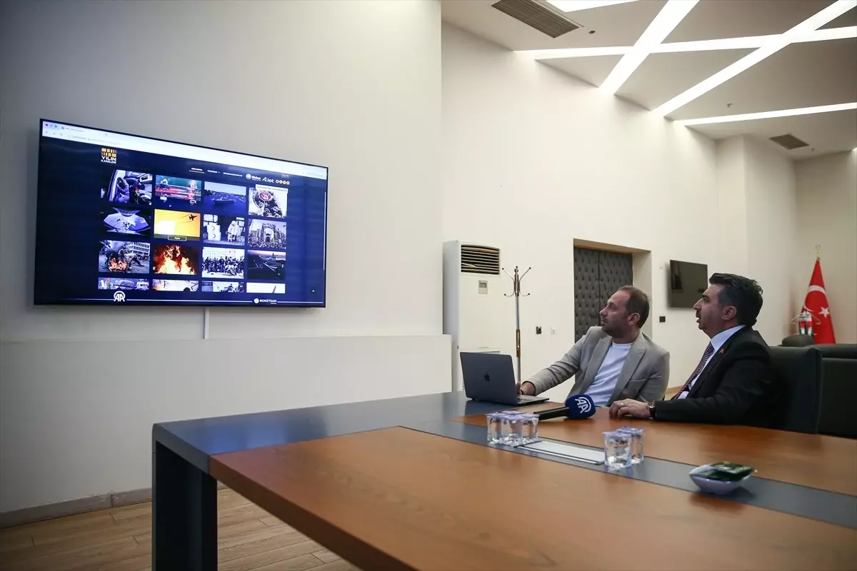 Yıldırım Belediye Başkanı Yılmaz, AA'nın 'Yılın Kareleri' oylamasına katıldı