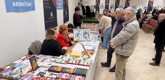 Zonguldak'ta 'Devrek Bastonpark Kitap Fuarı' açıldı