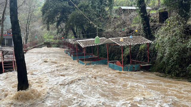 5 of our provinces experienced a nightmare! Bridges collapsed, everywhere was flooded
