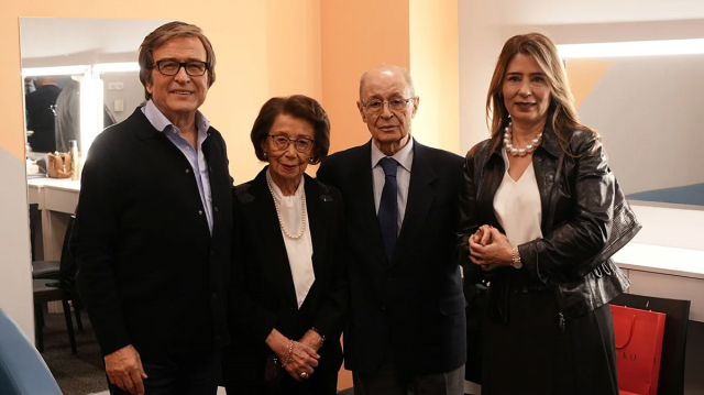 Ahmet Necdet Sezer was seen at the concert of the famous artist