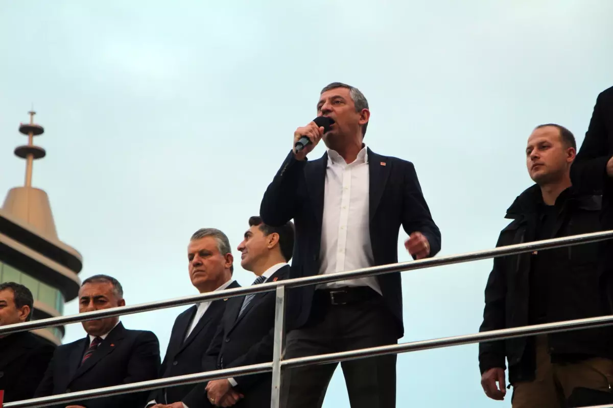 Özgür Özel: Sandık istiyoruz, erken seçim istiyoruz