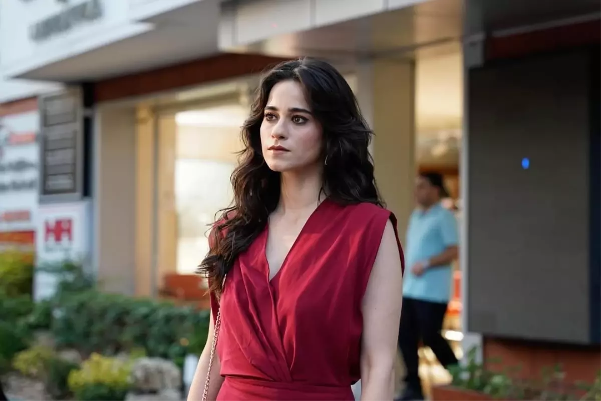 Güller ve Günahlar dizisinin Sedef'i Merve Nur Bengi'den açıklamalar