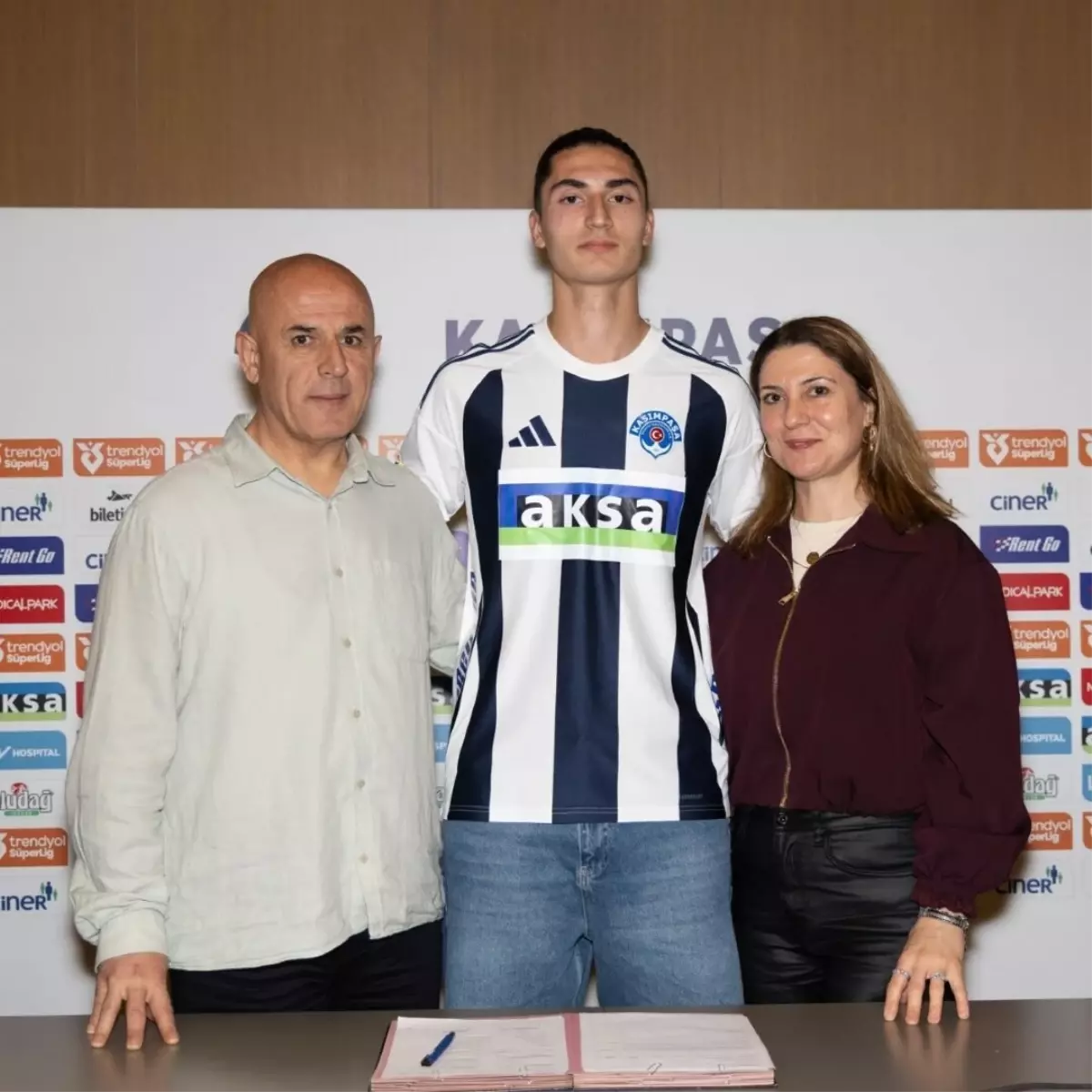 Sökesporlu Ahmet Taha Kasımpaşa'ya gitti