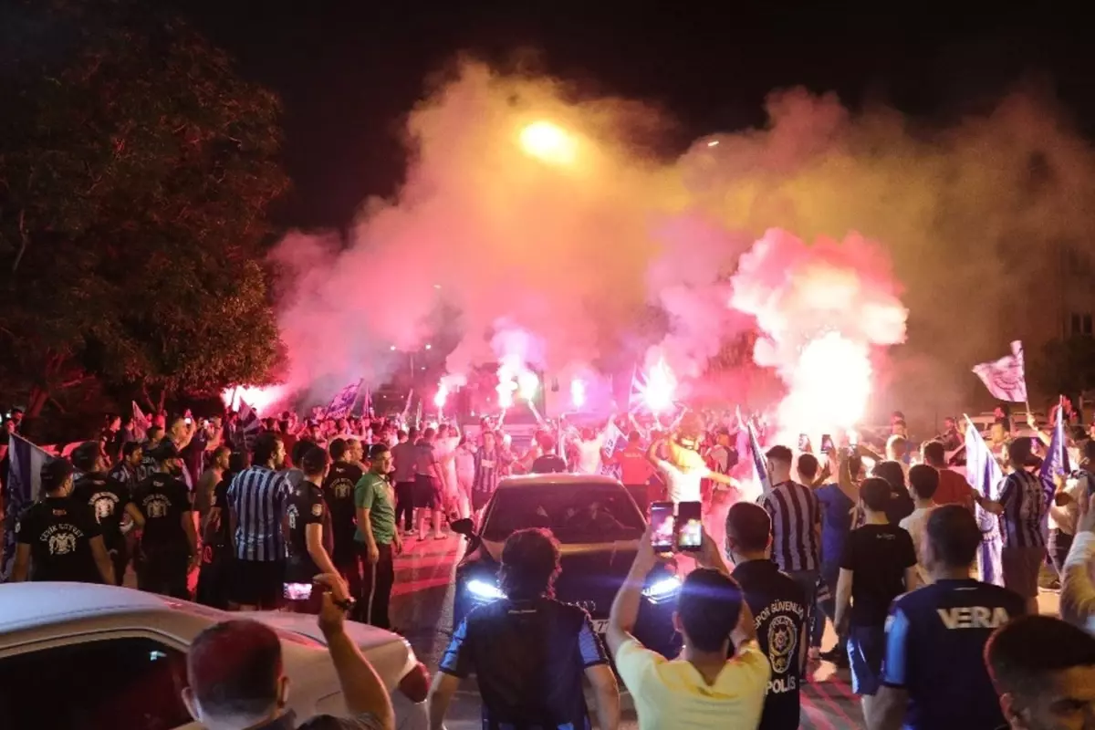 Türk futbolunda tarihi olay! Bir zamanlar Süper Lig'i sallayan takımı taraftarlar devraldı