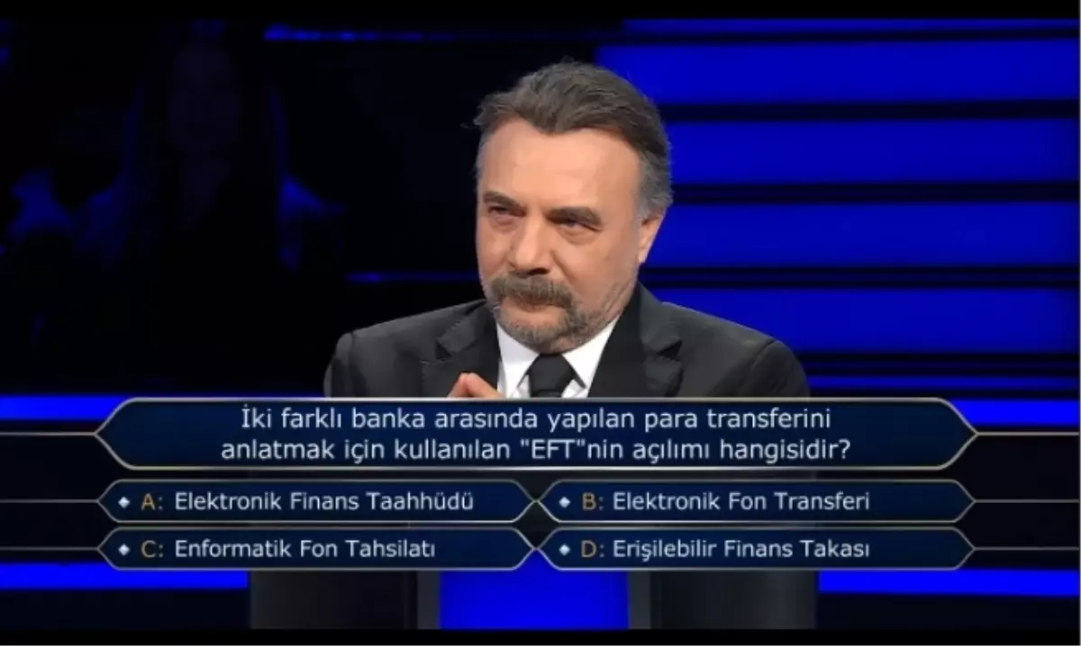 İki farklı banka arasında yapılan para transferini anlatmak için kullanılan "EFT"nin açılımı hangisidir?
