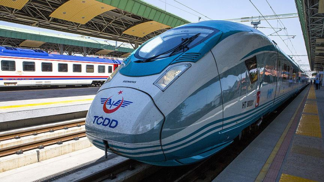 The Mersin-Adana-Osmaniye-Gaziantep high-speed train project continues without slowing down