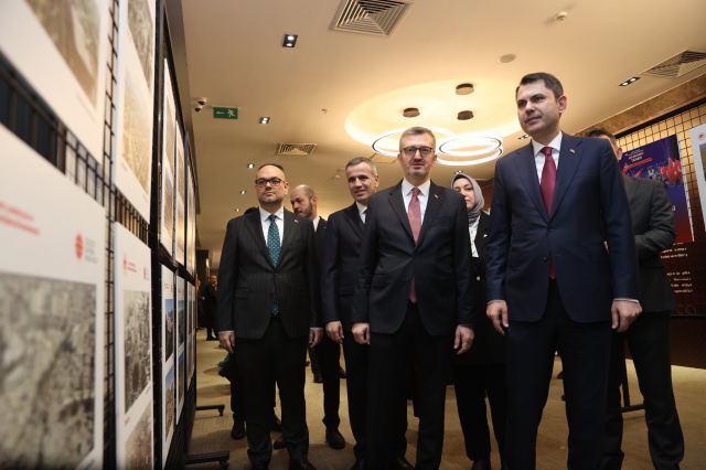 Bakan Kurum'dan Özgür Özel'e sert sözler: 11 ile bir çivi çakmayan partinin genel başkanı olarak tarihe geçeceksiniz