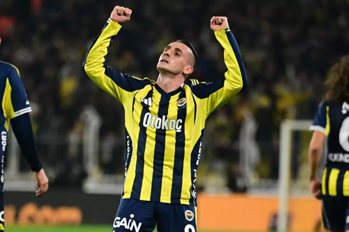 Kerem Aktürkoğlu'ndan taraftarlara mesaj