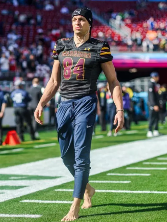 ICE protest in prison attire by NFL star at Super Bowl