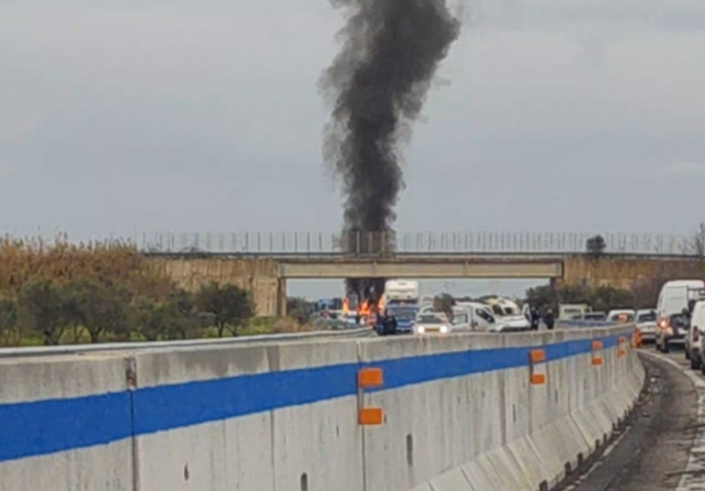 otoyolda dehset zirhli araci patlatip soymaya 19552164 3601 m